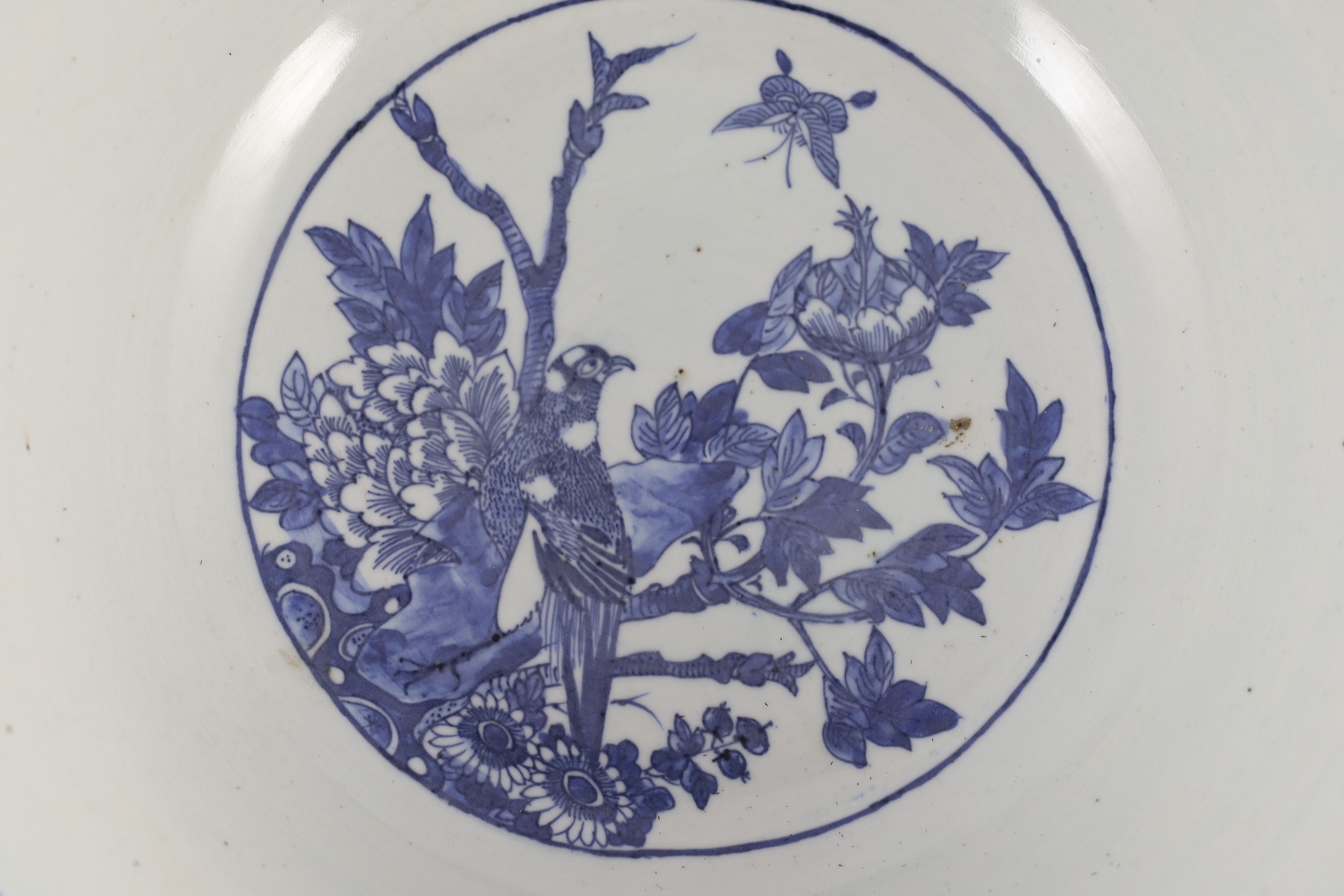 A large Chinese blue and white bowl, 19th century, 40.5cm diameter